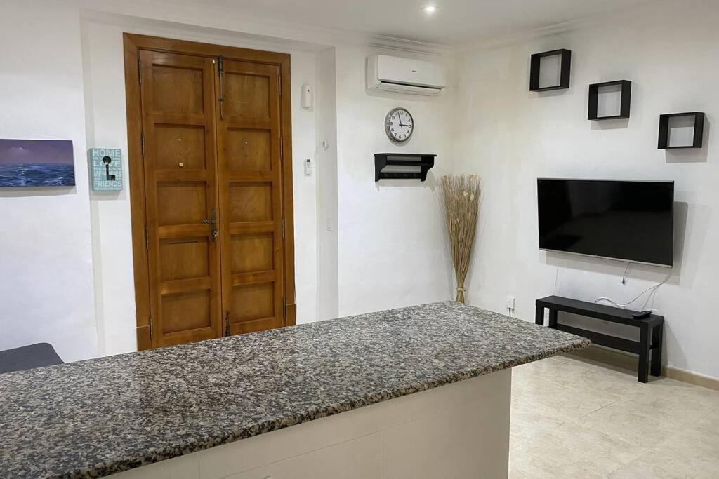 Apartamentos Manrique เฮเรซ เด ลาฟรอนเตรา ภายนอก รูปภาพ